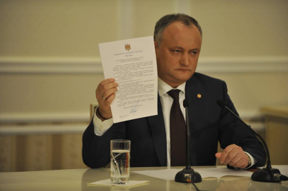 Dodon a semnat un decret privind organizarea unui referendum consultativ. Cele 4 intrebari la care vor trebui sa raspunda moldovenii / DOC Dodon a semnat un decret privind organizarea unui referendum consultativ. Cele 4 intrebari la care vor trebui sa raspunda moldovenii / DOC