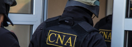 Perchezitii la Guvern. Procurorii Anticoruptie au initiat un proces penal pe numele unor angajati ai SPPS: ar fi incercat sa restrictioneze accesul CNA in sediul Guvernului, ieri, in timpul unor operatiuni Perchezitii la Guvern. Procurorii Anticoruptie au initiat un proces penal pe numele unor angajati ai SPPS: ar fi incercat sa restrictioneze accesul CNA in sediul Guvernului, ieri, in timpul unor operatiuni