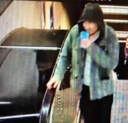 "Atac terorist" la Stockholm: trei morti si opt raniti. Politia a dat publicitatii o imagine cu principalul suspect - FOTO "Atac terorist" la Stockholm: trei morti si opt raniti. Politia a dat publicitatii o imagine cu principalul suspect - FOTO