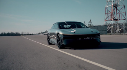 A prins 350 km/h inainte de a fi lansata pe piata. Test la mare viteza cu noua masina electrica de 1000 CP - VIDEO A prins 350 km/h inainte de a fi lansata pe piata. Test la mare viteza cu noua masina electrica de 1000 CP - VIDEO