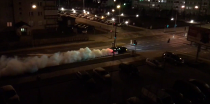 S-a vazut cel mai probabil si din satelit. Tipul ASTA merita un \'premiu\' pentru burnout-ul facut - VIDEO 
