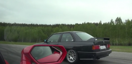 I-a lasat masca pe toti. Huracan-ul de sute de mii de euro a pierdut in fata unui... BMW M3 E30 - VIDEO I-a lasat masca pe toti. Huracan-ul de sute de mii de euro a pierdut in fata unui... BMW M3 E30 - VIDEO