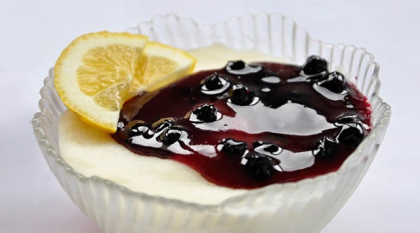 Cel mai simplu si usor desert dupa Paste: gris cu lapte si dulceata!