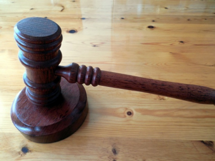 Vicedirectorul si administratorul unei firme de constructii din Hincesti, retinuti pentru escrocherie. Au deturnat fonduri caritabile pentru o casa internat pentru copii Vicedirectorul si administratorul unei firme de constructii din Hincesti, retinuti pentru escrocherie. Au deturnat fonduri caritabile pentru o casa internat pentru copii