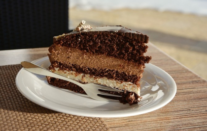 Prajitura pentru femeile ocupate: reteta usoara, rapida, ieftina si delicioasa Prajitura pentru femeile ocupate: reteta usoara, rapida, ieftina si delicioasa