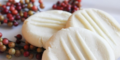 Fursecuri fragede cu unt din trei ingrediente! NU ai mancat nimic mai bun si simplu