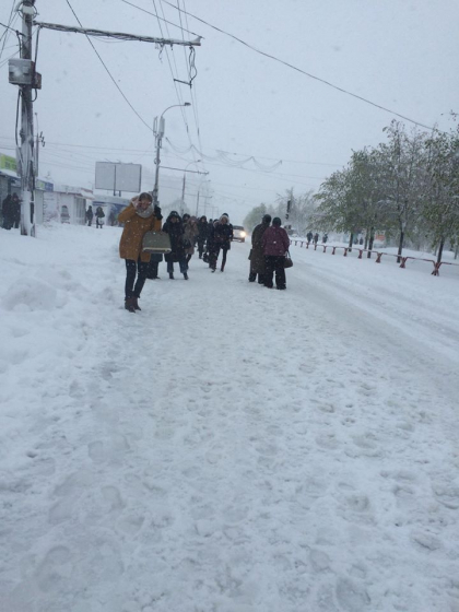 Toti raman acasa! A fost decretata situatia exceptionala in capitala. Anuntul facut de autoritati - FOTO Toti raman acasa! A fost decretata situatia exceptionala in capitala. Anuntul facut de autoritati - FOTO