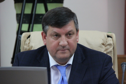 Perchezitii CNA la domiciliile unor functionari de la Ministerul Transporturilor. Directorul general interimar al Administratiei de Stat a Drumurilor, retinut