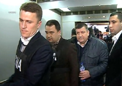 Procurorii ar urma sa ceara astazi mandat de arestare pe numele ministrului Transporturilor, Iurie Chirinciuc Procurorii ar urma sa ceara astazi mandat de arestare pe numele ministrului Transporturilor, Iurie Chirinciuc