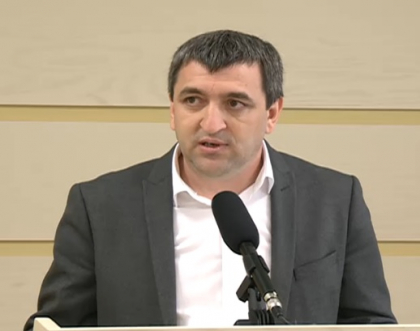 Liberalul Lilian Carp paraseste majoritatea parlamentara: "Retinerile au ca obiectiv discreditarea unor lideri din PL pentru a face loc unui alt partid. E mai simplu sa lucrezi cu Leanca si Dodon. Suntem in masina de tocat a lui Plahotniuc"