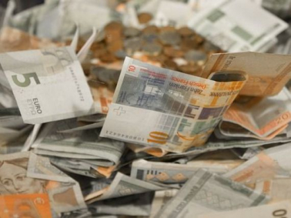 Dispar banii! Tara din Europa in care populatia nu mai are bancnote in portofel. Ce vrea sa foloseasca in schimb Dispar banii! Tara din Europa in care populatia nu mai are bancnote in portofel. Ce vrea sa foloseasca in schimb