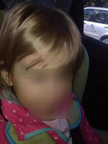 O mama din capitala vrea sa pedepseasca soferul microbuzului in care copilul sau s-a lovit la cap - a facut expertiza medico-legala si a depus plangere la politie: "Vreau sa inteleaga ca nu transporta cartofi sau gunoi, ci oameni" - GALERIE FOTO