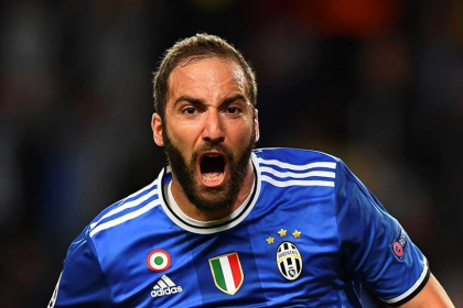 Juventus, o nuca prea tare pentru AS Monaco. Echipa franceza a pierdut meciul cu gruparea italiana, scor 0 la 2, in semifinalele Ligii Campionilor - VIDEO Juventus, o nuca prea tare pentru AS Monaco. Echipa franceza a pierdut meciul cu gruparea italiana, scor 0 la 2, in semifinalele Ligii Campionilor - VIDEO
