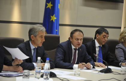 Cine sunt cei 74 de deputati care au votat " surprizele" legislative privind schimbarea sistemului electoral - ZdG