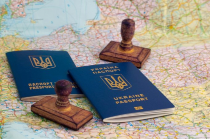 Ultimul obstacol pentru ucraineni in drumul spre Europa, eliminat. Consiliul European a aprobat liberalizarea regimului de vize pentru Ucraina Ultimul obstacol pentru ucraineni in drumul spre Europa, eliminat. Consiliul European a aprobat liberalizarea regimului de vize pentru Ucraina