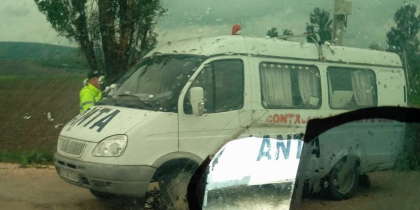 (VIDEO) Cateva microbuze care veneau spre Chisinau, oprite de inspectorii ANTA. Un sofer a fost amendat cu 3600 de lei: " M-au intrebat de unde m-am incarcat si unde ma grabesc" - ZdG.md