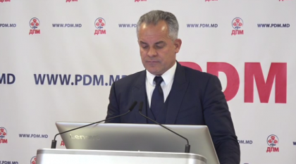 Plahotniuc, despre plecarea liberalilor din coalitia de guvernare: "Nu criticam si nici nu judecam decizia colegilor din PL, sper ca vom colabora benefic in continuare" Plahotniuc, despre plecarea liberalilor din coalitia de guvernare: "Nu criticam si nici nu judecam decizia colegilor din PL, sper ca vom colabora benefic in continuare"