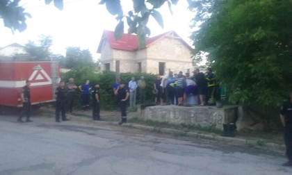 O femeie dintr-un sat din Criuleni care a disparut acum 2 zile a fost gasita inecata intr-o fantana: s-ar fi certat cu sotul inainte de a pleca de acasa - FOTO