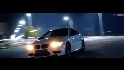 Un rus nebun gonea pe strazi cu 300 km/h si face drifturi cu un BMW M3 - VIDEO Un rus nebun gonea pe strazi cu 300 km/h si face drifturi cu un BMW M3 - VIDEO
