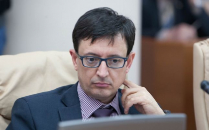 Inca o tentativa de a legaliza banii proveniti din jaful secolului - Report.md Inca o tentativa de a legaliza banii proveniti din jaful secolului - Report.md