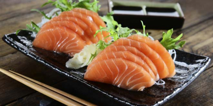 A consumat o portie de sashimi, apoi tot corpul i s-a umplut de viermi! Iata explicatia medicilor