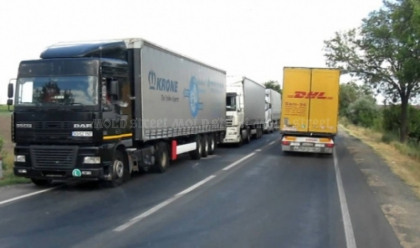 O noua lovitura! Moscova anuleaza regimul liberalizat pentru transportatorii de marfuri din Moldova - Mold-street.com