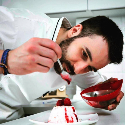 5 Trucuri culinare menite sa usureze munca gospodinelor! Cunoscutul bucatar de la noi, Petru Scaletchi, iti ofera cateva sfaturi pretioase
