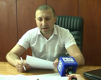 Eliberat din arest la domiciliu si cercetat sub control judiciar, Igor Gamretki s-a intors astazi la munca, insa a aflat ca este suspendat din functie. Ce spune despre retinerea primarului Eliberat din arest la domiciliu si cercetat sub control judiciar, Igor Gamretki s-a intors astazi la munca, insa a aflat ca este suspendat din functie. Ce spune despre retinerea primarului
