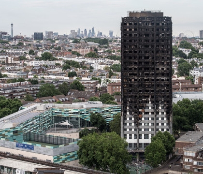 Autoritatile britanice au recuperat 87 de "ramasite umane", dupa incendiul din Grenfell Tower. Mesajul transmis de Politie Autoritatile britanice au recuperat 87 de "ramasite umane", dupa incendiul din Grenfell Tower. Mesajul transmis de Politie