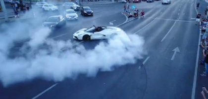 Cerculete in plin trafic cu un Ferrari de peste 1 milion de euro. S-a intamplat in Budapesta - VIDEO 
