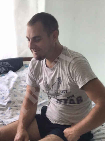 Cum se simte barbatul diagnosticat cu tumoare la mandibula si care a fost operat: un os de la mandibula i-a fost inlocuit cu un os de la picior, iar acum urmeaza perioada de reabilitare - FOTO 