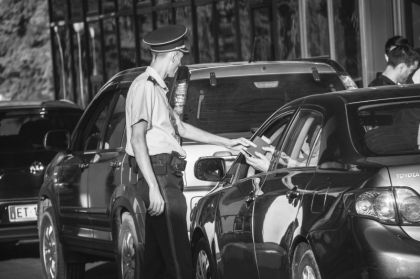 Trafic ingreunat in mai multe puncte de trecere a frontierei. Media timpului de asteptare depaseste 30 de minute Trafic ingreunat in mai multe puncte de trecere a frontierei. Media timpului de asteptare depaseste 30 de minute