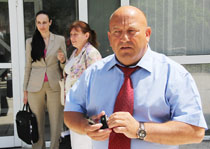 Un personaj anchetat penal dupa evenimentele din aprilie 2009, dar achitat recent de CSJ, ajunge deputat in Parlamentul R. Moldova - ZdG