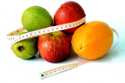 Vrei o silueta de invidiat? Iata cate calorii trebuie sa consumi, in functie de varsta Vrei o silueta de invidiat? Iata cate calorii trebuie sa consumi, in functie de varsta