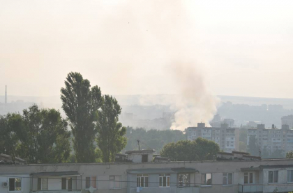 Stadionul republican din capitala, cuprins de flacari. 16 autospeciale sunt la fata locului - GALERIE FOTO Stadionul republican din capitala, cuprins de flacari. 16 autospeciale sunt la fata locului - GALERIE FOTO