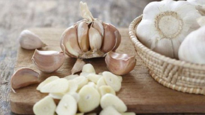 Nu mai consuma niciodata usturoi daca ai una din aceste boli Nu mai consuma niciodata usturoi daca ai una din aceste boli