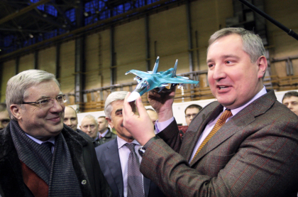 Avionul de pe cursa Moscova - Chisinau, in care s-ar afla Dmitri Rogozin, a ajuns pana in Ungaria, s-a invartit in cerc si a fost redirectionat spre Minsk. Reprezentantii companiei S7: aeronava nu a fost lasata sa zboare deasupra Romaniei - FOTO