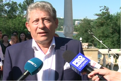 Ghimpu, dupa ce Romania i-a interzis lui Rogozin sa zboare deasupra tarii vecine si sa ajunga la Chisinau: "Sa-i fie calea intoarsa toata viata pe aceste pamanturi... El e un "fraier" Ghimpu, dupa ce Romania i-a interzis lui Rogozin sa zboare deasupra tarii vecine si sa ajunga la Chisinau: "Sa-i fie calea intoarsa toata viata pe aceste pamanturi... El e un "fraier"
