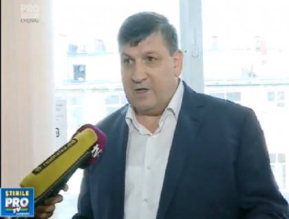 Magistratii de la Buiucani urmeaza sa pronunte, astazi, sentinta in dosarul in care este cercetat fostul ministru al transporturilor, Iurie Chirinciuc Magistratii de la Buiucani urmeaza sa pronunte, astazi, sentinta in dosarul in care este cercetat fostul ministru al transporturilor, Iurie Chirinciuc