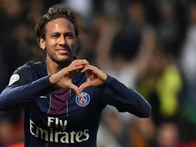 Cel mai scump transfer din istorie. Prima reactie a lui Neymar dupa ce a semnat cu PSG. De ce spune ca a ales sa mearga la Paris Cel mai scump transfer din istorie. Prima reactie a lui Neymar dupa ce a semnat cu PSG. De ce spune ca a ales sa mearga la Paris