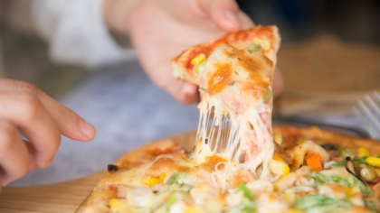 Alternativele sanatoase ale celor mai delicioase preparate tip fast-food Alternativele sanatoase ale celor mai delicioase preparate tip fast-food