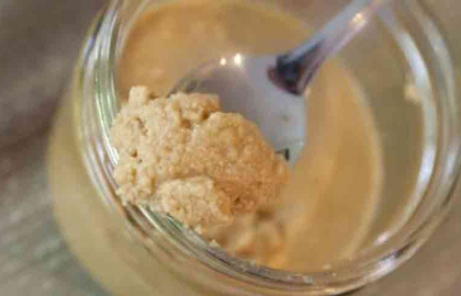 Ce este tahini si 5 moduri de a introduce acest unt vegetal sanatos in alimentatia zilnica Ce este tahini si 5 moduri de a introduce acest unt vegetal sanatos in alimentatia zilnica
