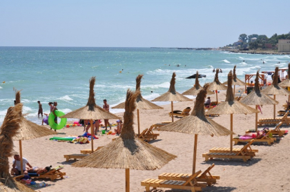 Boala grava care face ravagii printre turisti la Marea Neagra. "Provocata de virusuri, nu raspunde la antibiotice"
