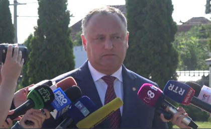 Dodon, intrebat de unde a luat bani pentru organizarea concertului din PMAN: "Sunt un presedinte care face multe lucruri pentru oameni. In mare parte va canta corul de la Curchi, iar Leps va explica de ce a venit" Dodon, intrebat de unde a luat bani pentru organizarea concertului din PMAN: "Sunt un presedinte care face multe lucruri pentru oameni. In mare parte va canta corul de la Curchi, iar Leps va explica de ce a venit"