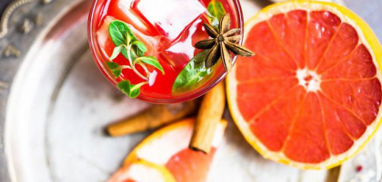A pus scortisoara peste sucul de grapefruit si a consumat in fiecare zi! Ce s-a intamplat cu organismul sau mai tarziu