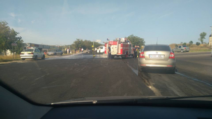 Accident in lant pe soseaua Chisinau - Hancesti. Trei persoane, dintre care un minor, transportate de urgenta la spital - GALERIE FOTO Accident in lant pe soseaua Chisinau - Hancesti. Trei persoane, dintre care un minor, transportate de urgenta la spital - GALERIE FOTO