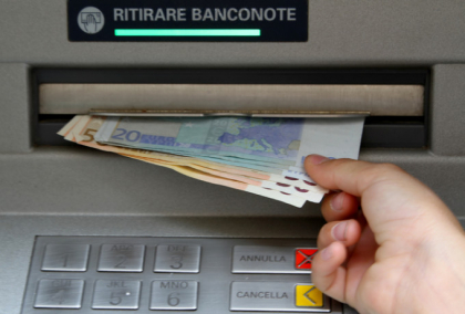 Italia introduce venitul minim garantat. Cum pot beneficia moldovenii cu cetatenie romana de el