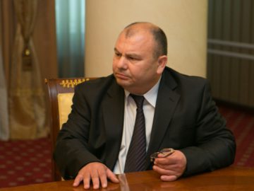 " Eroii" (in)justitiei din dosarul Braguta."M-am gandit la securitatea lui. Era intr-o stare strasnica. M-am gandit sa-l izolez". Ce spune judecatorul care a emis mandatul de arestare pe numele lui Braguta - ZdG " Eroii" (in)justitiei din dosarul Braguta."M-am gandit la securitatea lui. Era intr-o stare strasnica. M-am gandit sa-l izolez". Ce spune judecatorul care a emis mandatul de arestare pe numele lui Braguta - ZdG