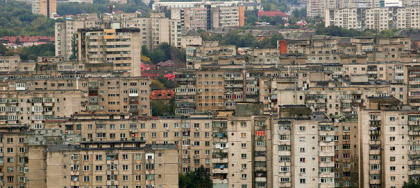 Cine scuipa pe strada, pune rufele la uscat la vedere, scutura covoare sau arunca hartii pe strada risca sa fie amendat. Moldovenii care merg in acest oras din Romania trebuie sa stie asta