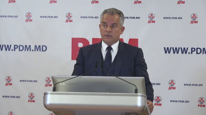 Plahotniuc:" Plecarea militarilor la exercitii sa nu mai depinda de Presedintie, este inadmisibil ce face Dodon". Democratii pregatesc un proiect de lege in acest sens